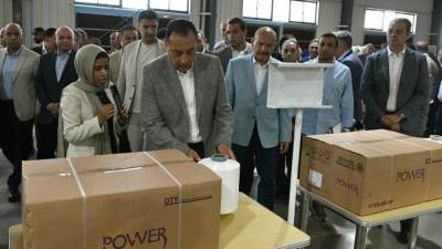 رئيس الوزراء يفتتح مصنع "أف تكس الدولية المحدودة" لإنتاج خيوط البوليستر