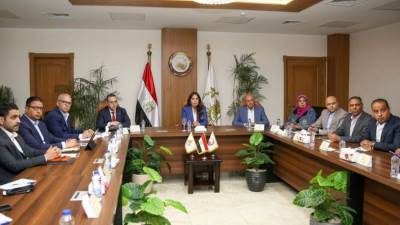 المهندسة راندة المنشاوي: توفيق أوضاع الأراضي المضافة بالمدن الجديدة أولوية قصوى