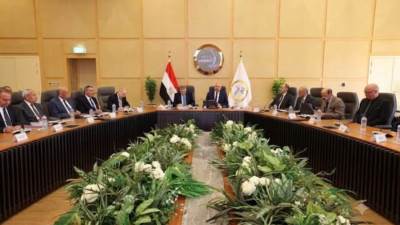 وزير النقل: « شركة قناة السويس» ذراع رئيسية لتطوير الموانئ