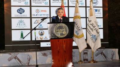 الفريق أسامة ربيع: قناة السويس آمنة وحركة الملاحة منتظمة