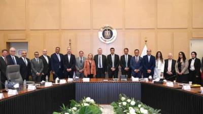 وزير الصناعة يشرح مزايا الاستثمار بمصر والتسهيلات الجديدة للشركات الألمانية