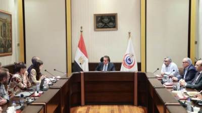 وزير الصحة يبحث مع وفد «سان دوناتو» الإيطالية خطط تطوير مستشفى هليوبوليس 