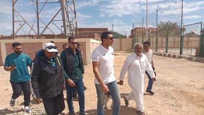 بجولة مفاجئة.. وزير الشباب والرياضة يتفقد مراكز الشباب بمطروح