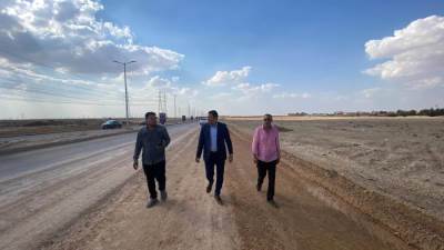 رئيس جهاز السادات يتفقد أعمال الطرق الجارية بالمحاور الرئيسية