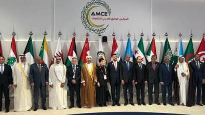 الدكتور محمود عصمت: تطوير قاعدة بيانات عربية موحدة لمشروعات الطاقة المتجددة 