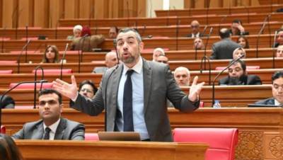 النائب محمد فؤاد يهاجم الحكومة بسبب أزمة الحديد.. تعرف على المزيد