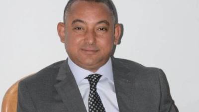  د. ناصر عثمان يفتتح مكتب الناصر للمحاماة بأسيوط 