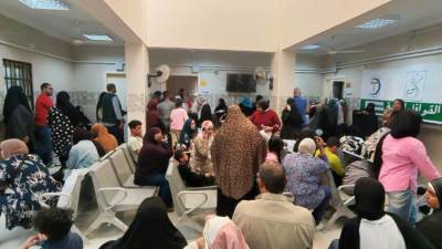 الكشف على 1203 مريض  بمنطقة غرب المطار بمدينة أكتوبر