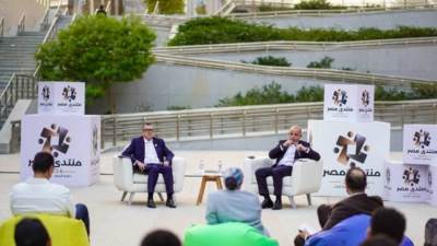 د.أحمد رستم: الذكاء الاصطناعي أفضل المسارات لبدء مشروع برأس مال بسيط