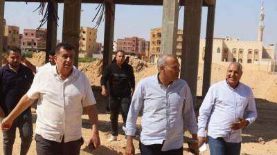 رئيس جهاز حدائق العاشر يتفقد المشروعات الخدمية والأسواق والمدارس الجديدة