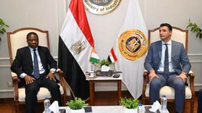 توسع صناعي مصري بأفريقيا.. بدء دخول الاستمارات المصرية لـ"كوت ديفوار" 