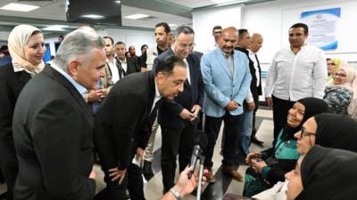 رئيس الوزراء يفتتح المرحلة الأولى من مستشفى السويس الجامعي