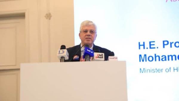 تعاون بين الجامعات وأسترازينيكا لتدريب الأطباء على الأمراض النادرة