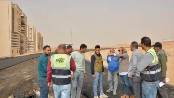 أسماء مخلوف: تنفيذ 80% من أعمال رصف الطرق بالمرحلة الأولى بالسويس الجديدة