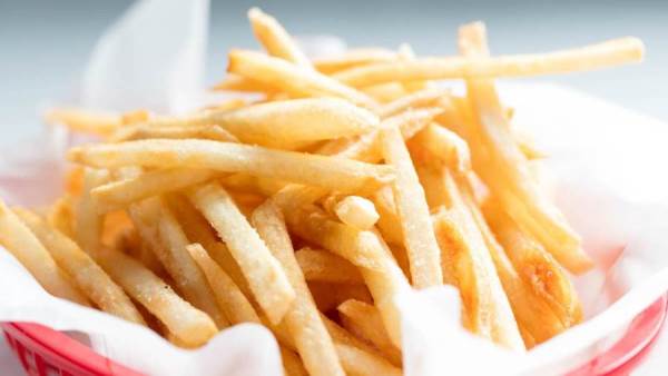 رغم مذاقها الشهي.. الإفراط في البطاطس المقلية يهدد صحتك