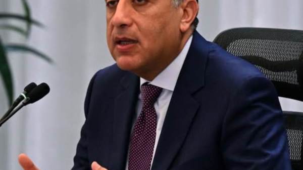 رئيس الوزراء يستعرض جهود إنهاء قوائم الانتظار للعمليات الجراحية