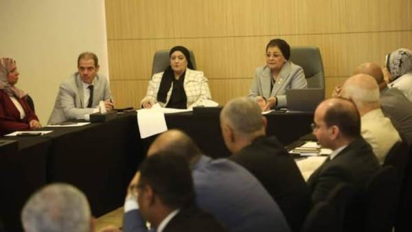 "الصحة" تتابع مؤشرات تنمية الأسرة ومستهدفات القضية السكانية 2025/ 2026