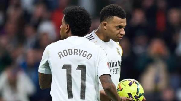 الفوضى تعصف بجهاز ريال مدريد الطبي.. إصابات مبابي ورودريجو تشعل المخاوف