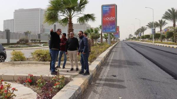 المهندس بسام فضل:  استمرار أعمال رصف الطرق بالمناطق الحيوية بالشيخ زايد.