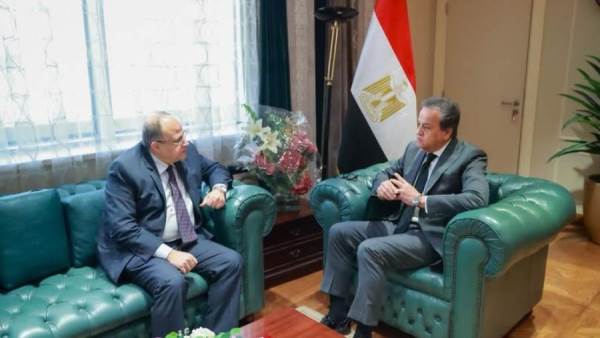 وزير الصحة ورئيس هيئة الدواء يتابعان المخزون الاستراتيجي والبدائل المستدامة لسلاسل إمداد الأدوية