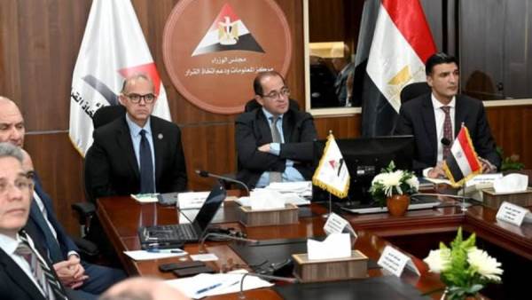 3 وزراء يبحثون تطوير "صناعة السيارات" في مصر وتشجيع التصدير للأسواق الخارجية