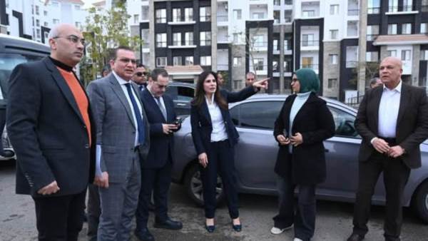 وزيرة الإسكان تتابع موقف الخدمات بالحي السكني الثالث "R3" بالعاصمة الجديدة
