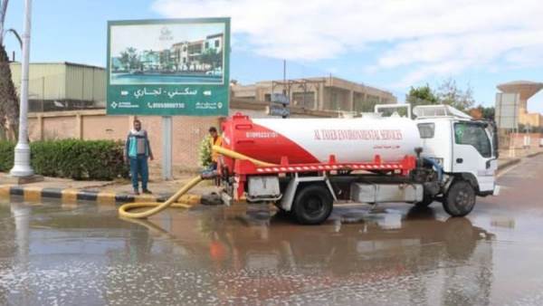 تطهير البالوعات ورفع تجمعات المياه.. جهود مكثفة لمجابهة الأمطار في المدن الجديدة