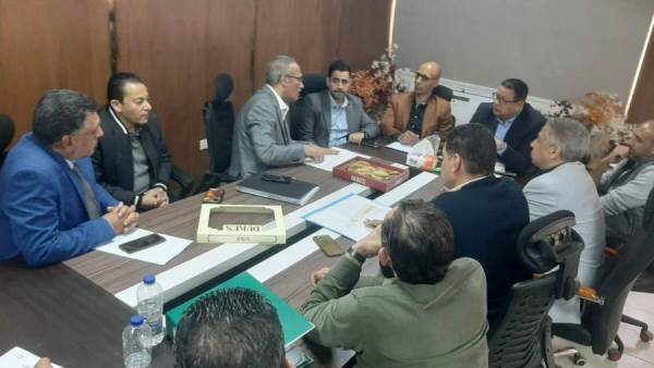 اجتماع موسع لمناقشة طلبات التقنين بمناطق الرابية وطيبة والسلام بمدينة الشروق 