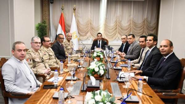 وزير الرياضة يناقش مستجدات مشروع الجينوم الرياضي مع وفد  البحوث الطبية