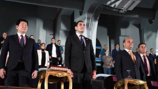 وزير الشباب والرياضة يفتتح بطولة كأس العالم للجمباز الفني