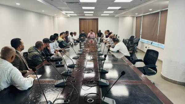 المهندس أحمد الشريف لـ "شركات نظافة القاهرة الجديدة:لا تهاون والالتزام شرط  للاستمرار.