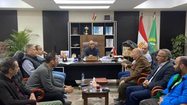 تكثيف الجهود وتسريع الإنجاز..“العقارية والتجارية” تبحث تطوير منظومة التقنين بالشروق 