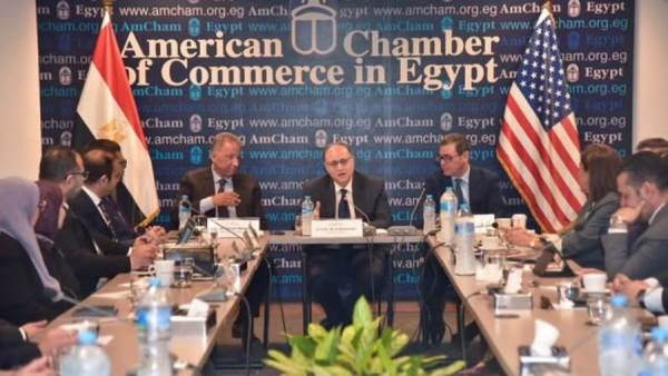 بمشاركة عالمية.. "الدواء المصرية" تستعرض تطوير الإجراءات التنظيمية لجذب الاستثمار وتعزيز الصادرات
