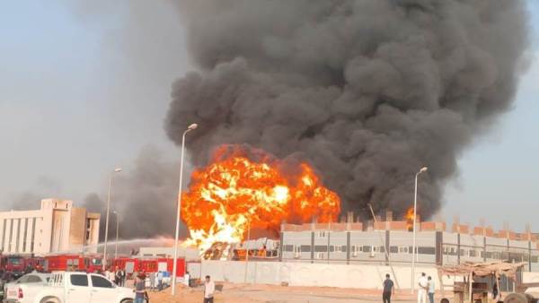 جهاز العاشر من رمضان: حريق بشركة القاهرة للزيوت وإصابة 21 شخصا