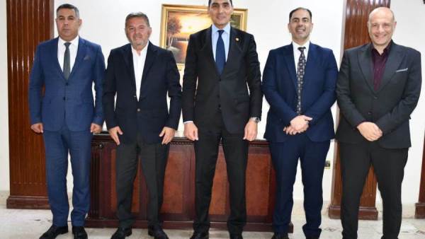 تفاصيل لقاء وزير الرياضة بمجلس إدارة نادي هليوبوليس