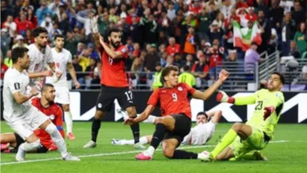 واقعة نادرة.. تعرف على أسباب إلغاء هدف إيران الثاني أمام مصر
