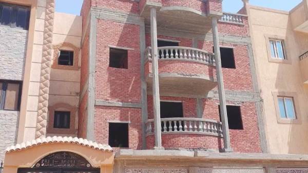 المهندس ياسر عبدالحليم: إزالة 4 مخالفات بحملة مكبرة بحدائق أكتوبر 