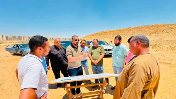المهندس محمود مراد يتفقد خطة توصيل المرافق والطرق بـ“بيت الوطن” بالعبور الجديدة
