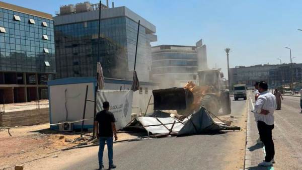 المهندس أحمد الشريف: حملات مكبرة لرفع الإشغالات بالتجمع الأول والخامس 
