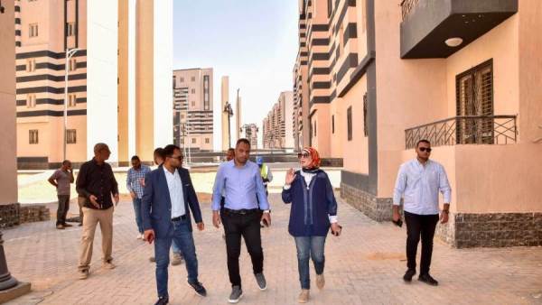 المهندسة أسماء مخلوف تتابع استعدادات تسليم وحدات الإسكان الحر بالسويس الجديدة
