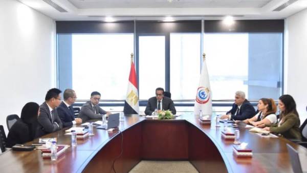 وزير الصحة يبحث مع «هواوي» التحول الرقمي للرعاية الصحية