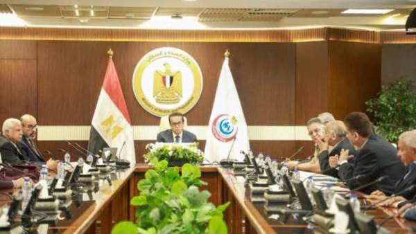 قرارات جديدة من وزير الصحة لتطوير منظومة زراعة الكلى بمصر
