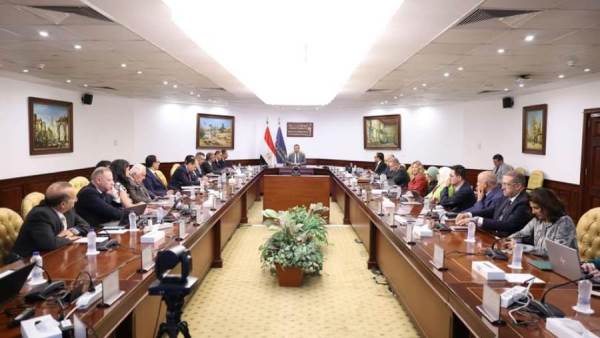 وزير الاتصالات: هدفنا جذب استثمارات داعمة للذكاء الاصطناعي