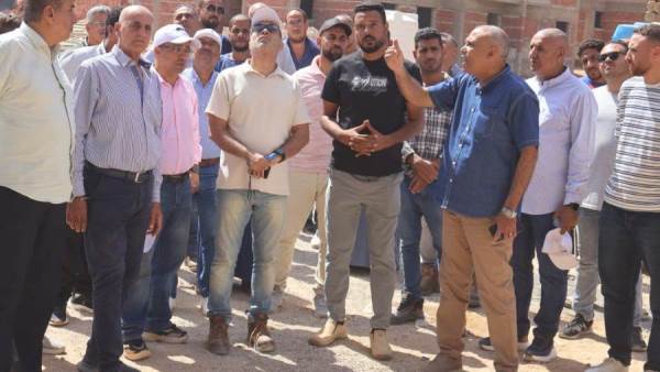 مساعد نائب رئيس الهيئة يتابع تنفيذ مشروعات "سكن لكل المصريين" بحدائق العاشر