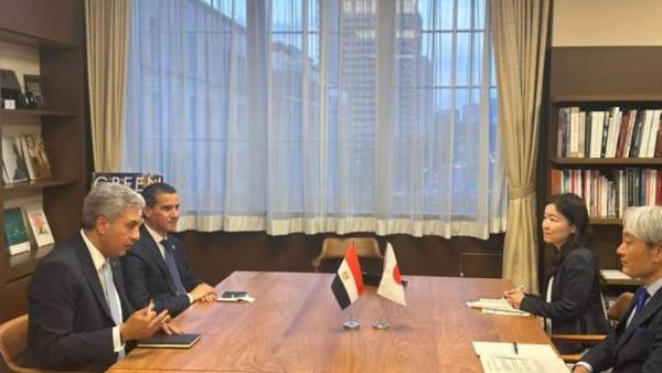 وزير السياحة والآثار يلتقي مفوض الشئون الثقافية بالحكومة اليابانية
