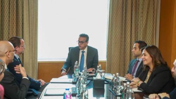 مصر تبدأ توطين لقاح المكورات الرئوية بالتعاون مع «فايزر»