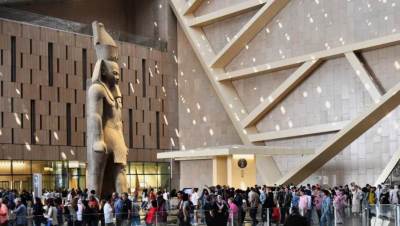 السياحة: المتحف المصري الكبير استقبل أكثر من 12 ألف زائر اليوم